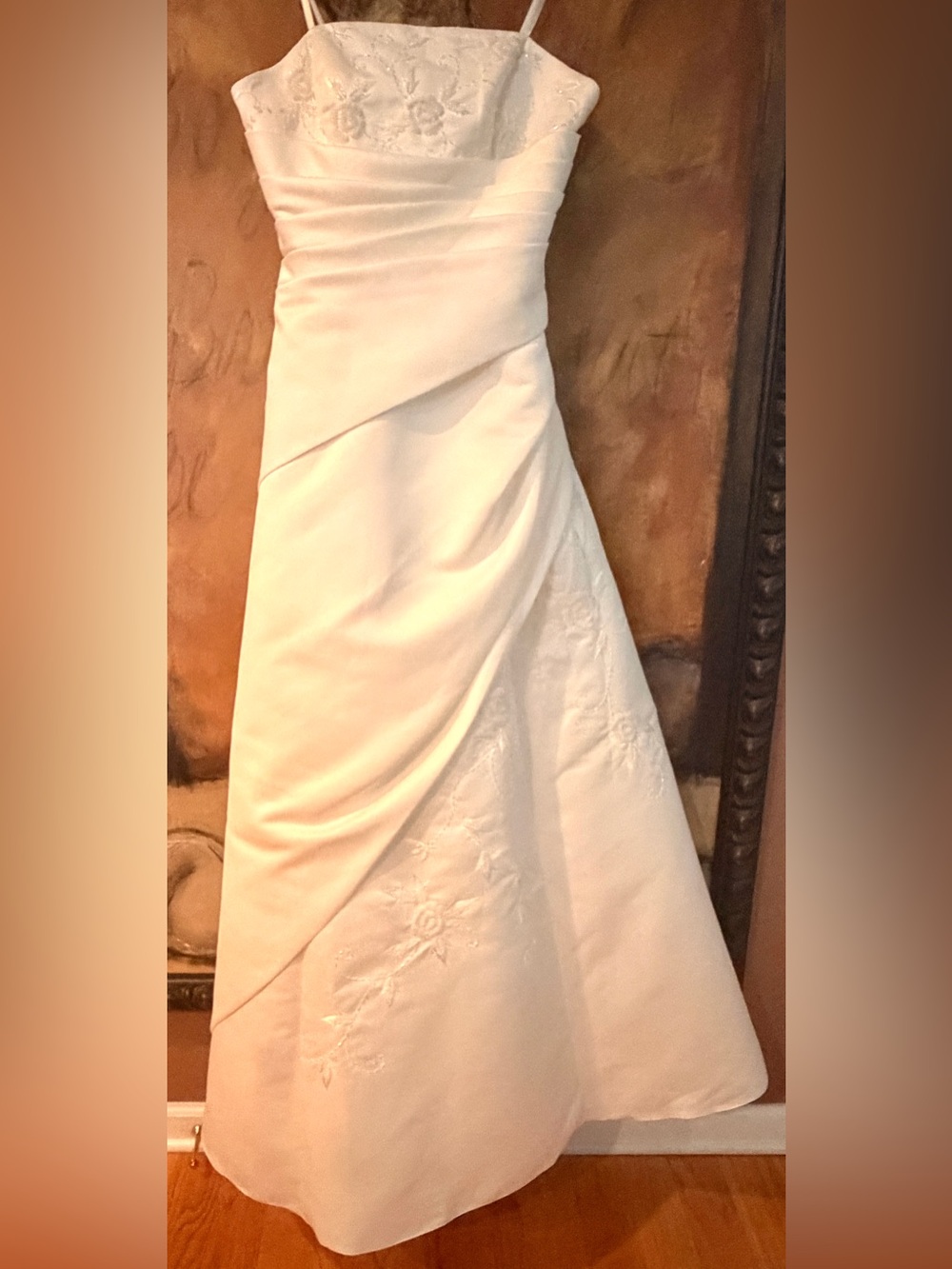 NWT Stunning Anny’s Bridal Strapless Ivory Satin Gown with Embroidery + Beading